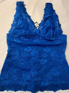 bebe V-Neck Camisole